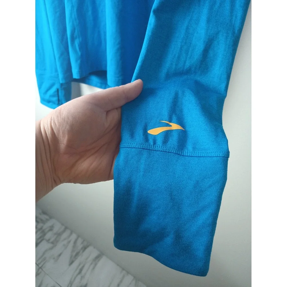 Brooks‎ Womens XL Blue Run Happy Quarter Zip Long Sleeve Running Top Thumbholes